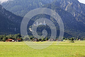 BAVARIAS NEUSCHWANSTEIN CASTLE